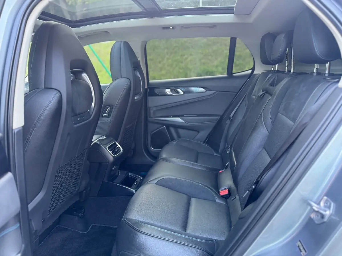 2019 LYNK&CO 01 EM-P 1.5T 180HP L3 7DCT PHEV 9.4KWH,autocango,china used car exporter,china ev exporter,chinese used car exporter,chinese used ev exporter