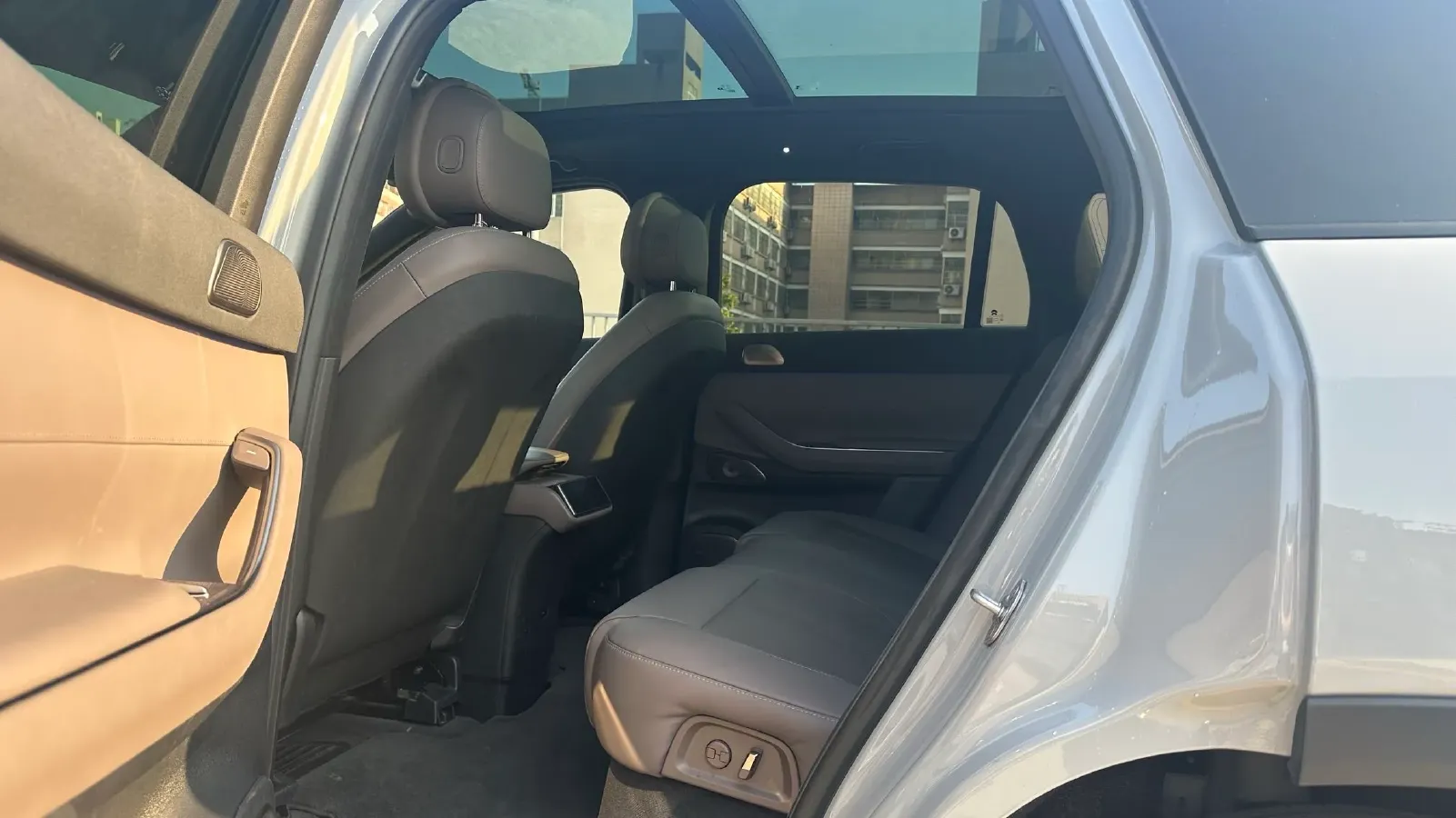 2022 NIO ES7 BEV 75KWH,autocango,china used car exporter,china ev exporter,chinese used car exporter,chinese used ev exporter