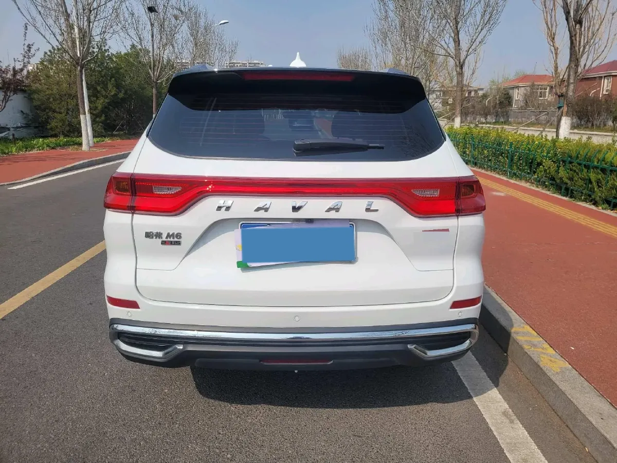 2021 Haval M6 1.5T 150HP L4 7DCT,autocango,china used car exporter,china ev exporter,chinese used car exporter,chinese used ev exporter