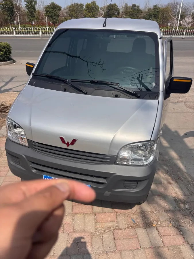 2023 WuLing ZhiGuang 1.5L 102HP L4 5MT,autocango,china used car exporter,china ev exporter,chinese used car exporter,chinese used ev exporter