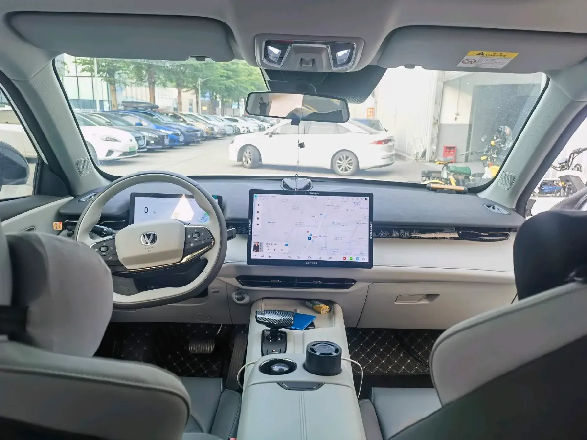 2024 ChangAn UNI-Z 1.5L 98HP L4 E-CVT PHEV 18.4KWH,autocango,china used car exporter,china ev exporter,chinese used car exporter,chinese used ev exporter