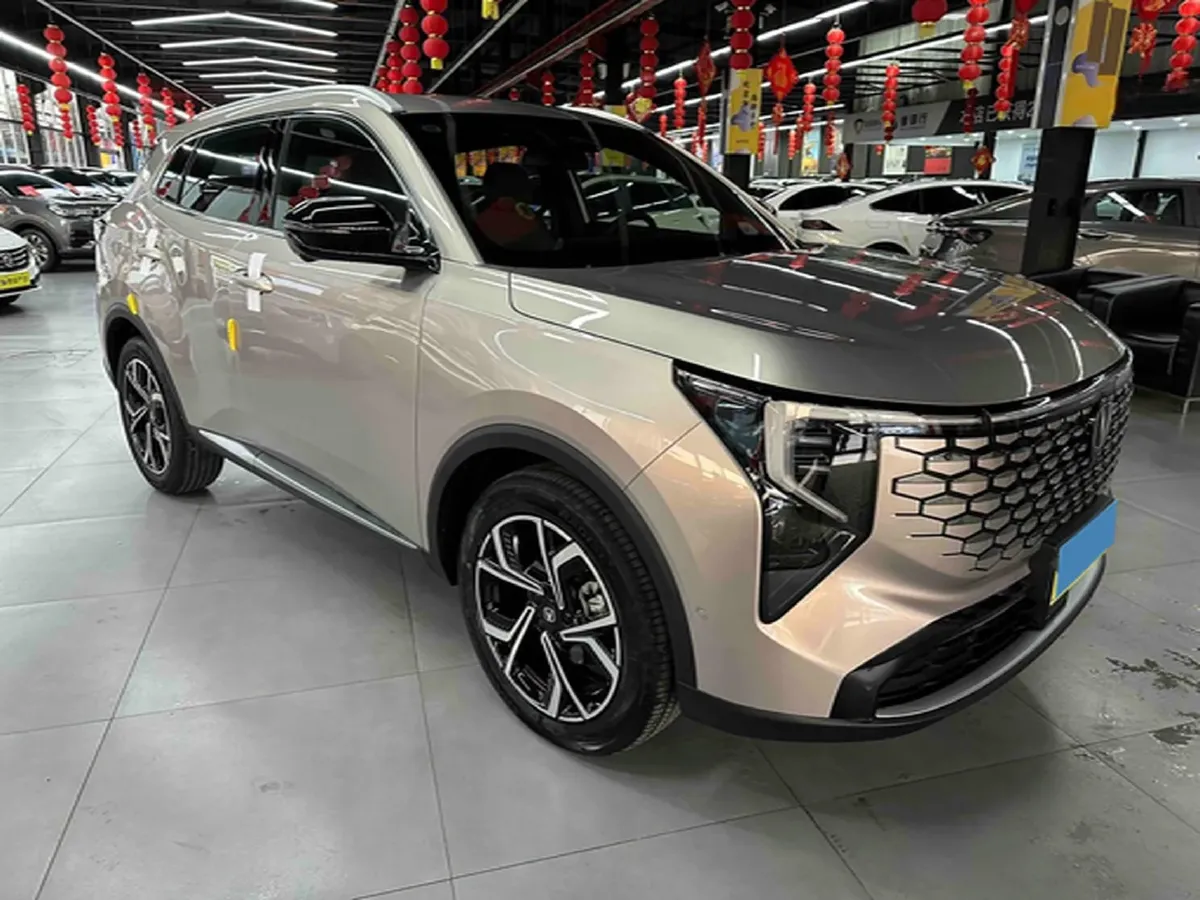 2026 ChangAn CS55 Plus 1.5T 192HP L4 7DCT,autocango,china used car exporter,china ev exporter,chinese used car exporter,chinese used ev exporter