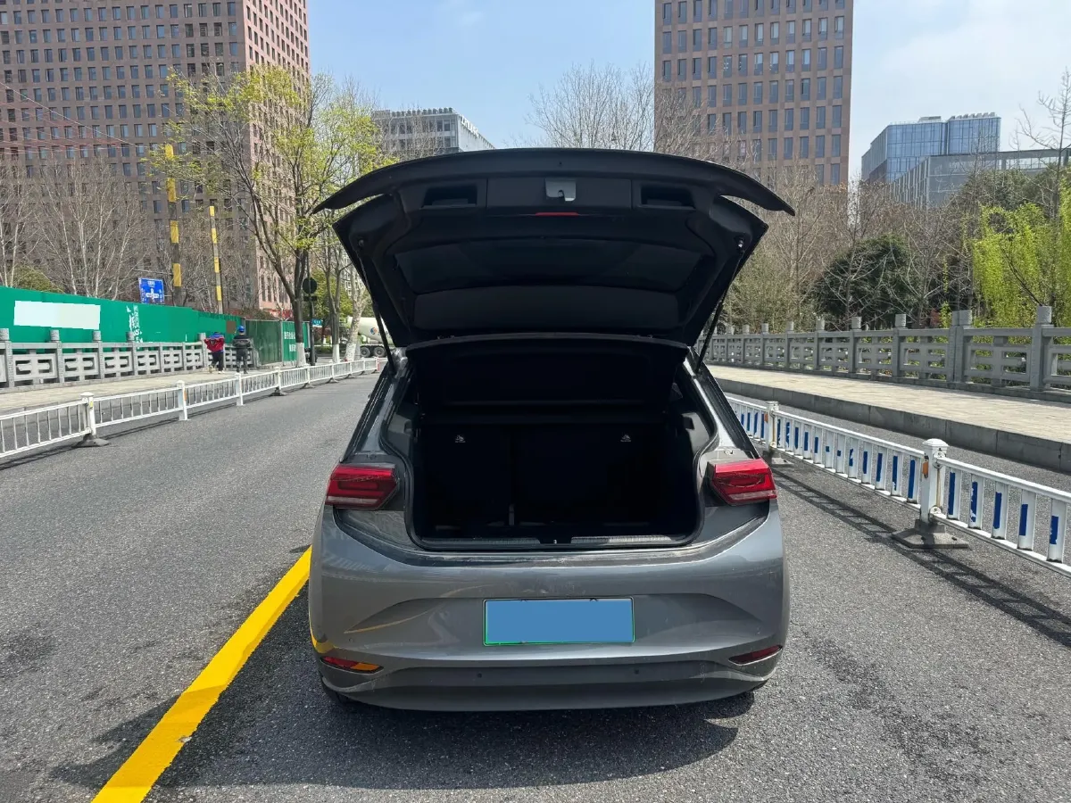 2025 Volkswagen ID.3 BEV 53.6KWH,autocango,china used car exporter,china ev exporter,chinese used car exporter,chinese used ev exporter