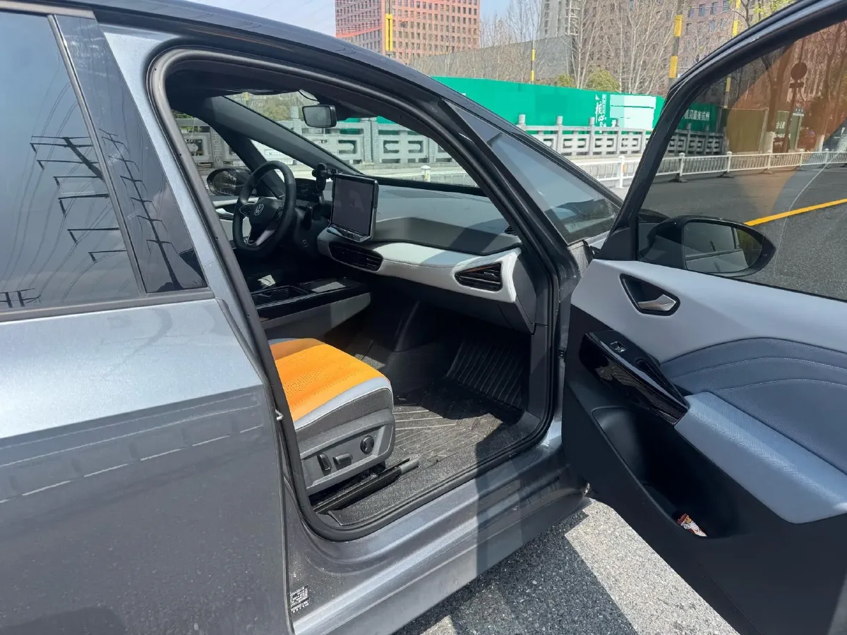 2025 Volkswagen ID.3 BEV 53.6KWH,autocango,china used car exporter,china ev exporter,chinese used car exporter,chinese used ev exporter
