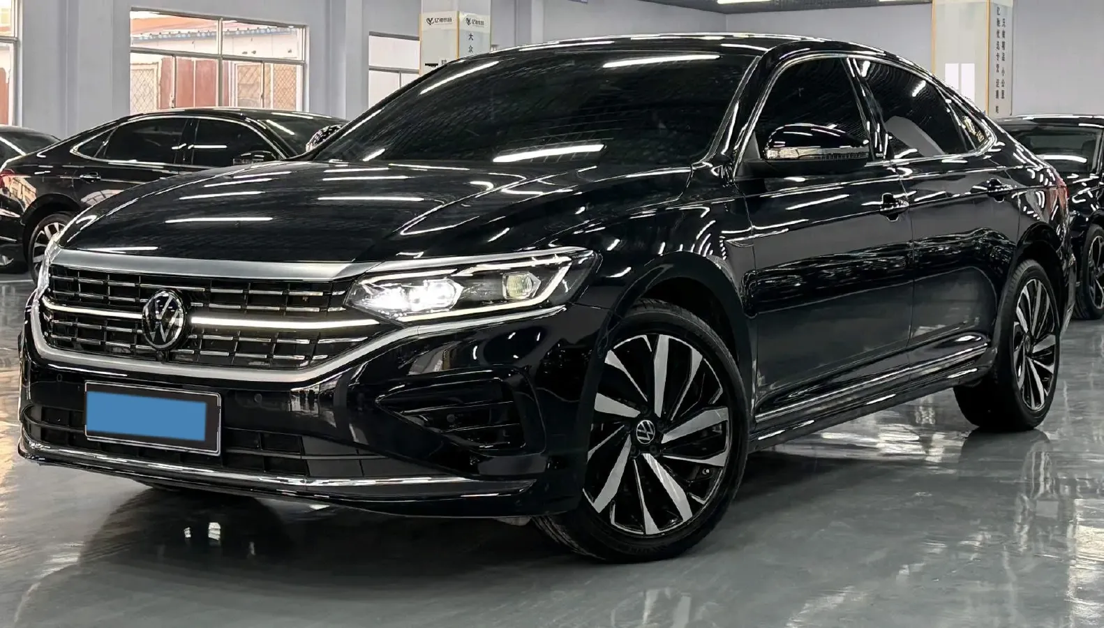 2024 Volkswagen Passat 2.0T 220HP L4 7DCT,autocango,china used car exporter,china ev exporter,chinese used car exporter,chinese used ev exporter
