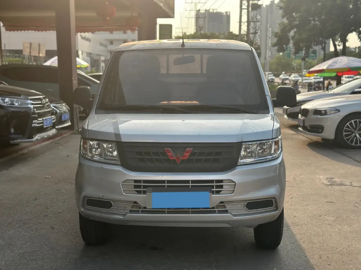 2019 WuLing RongGuang New Truck 1.8L 133HP L4 5MT,autocango,china used car exporter,china ev exporter,chinese used car exporter,chinese used ev exporter