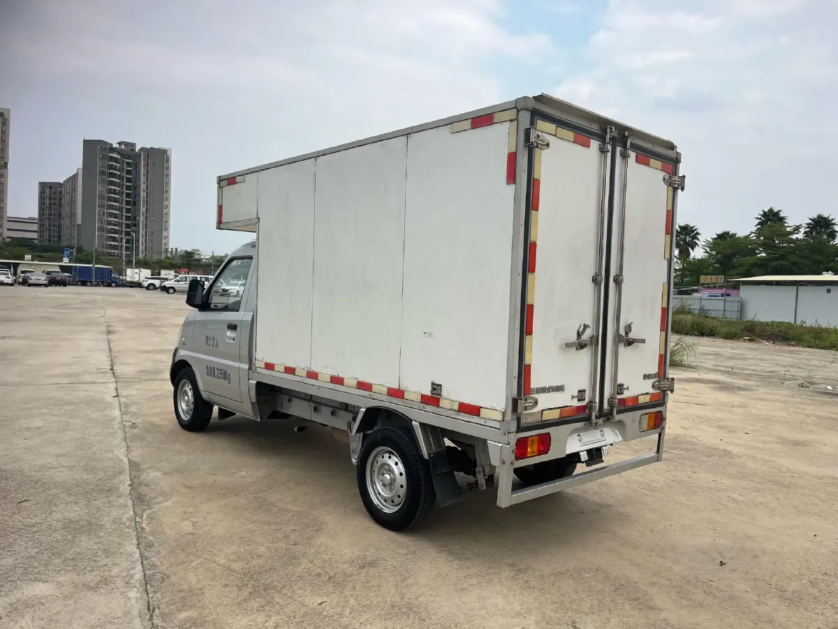 2021 WuLing RongGuang Mini Truck 1.5L 99HP L4 5MT,autocango,china used car exporter,china ev exporter,chinese used car exporter,chinese used ev exporter