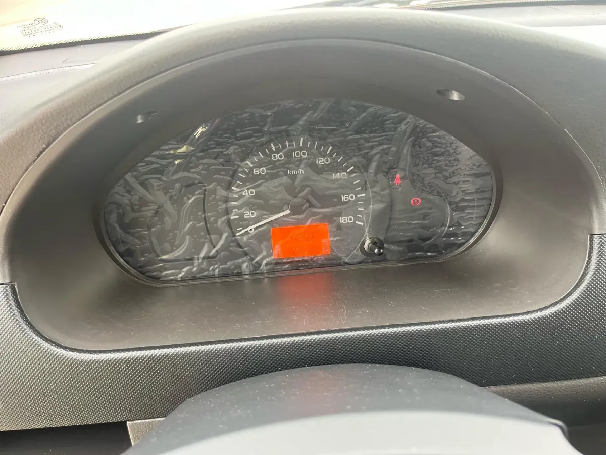 2021 WuLing RongGuang Mini Truck 1.5L 99HP L4 5MT,autocango,china used car exporter,china ev exporter,chinese used car exporter,chinese used ev exporter