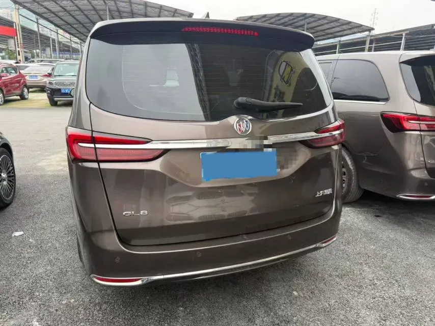 2022 Buick GL8 2.0T 237HP L4 9AT,autocango,china used car exporter,china ev exporter,chinese used car exporter,chinese used ev exporter
