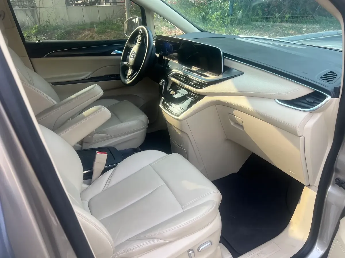 2023 Buick GL8 2.0T 237HP L4 9AT,autocango,china used car exporter,china ev exporter,chinese used car exporter,chinese used ev exporter