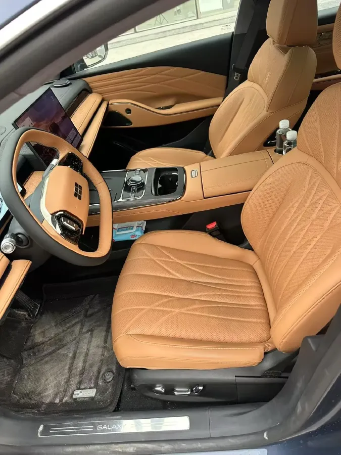 2025 Geely Galaxy Starshine 8 1.5T 163HP L4 3DHT PHEV 18.4KWH,autocango,china used car exporter,china ev exporter,chinese used car exporter,chinese used ev exporter