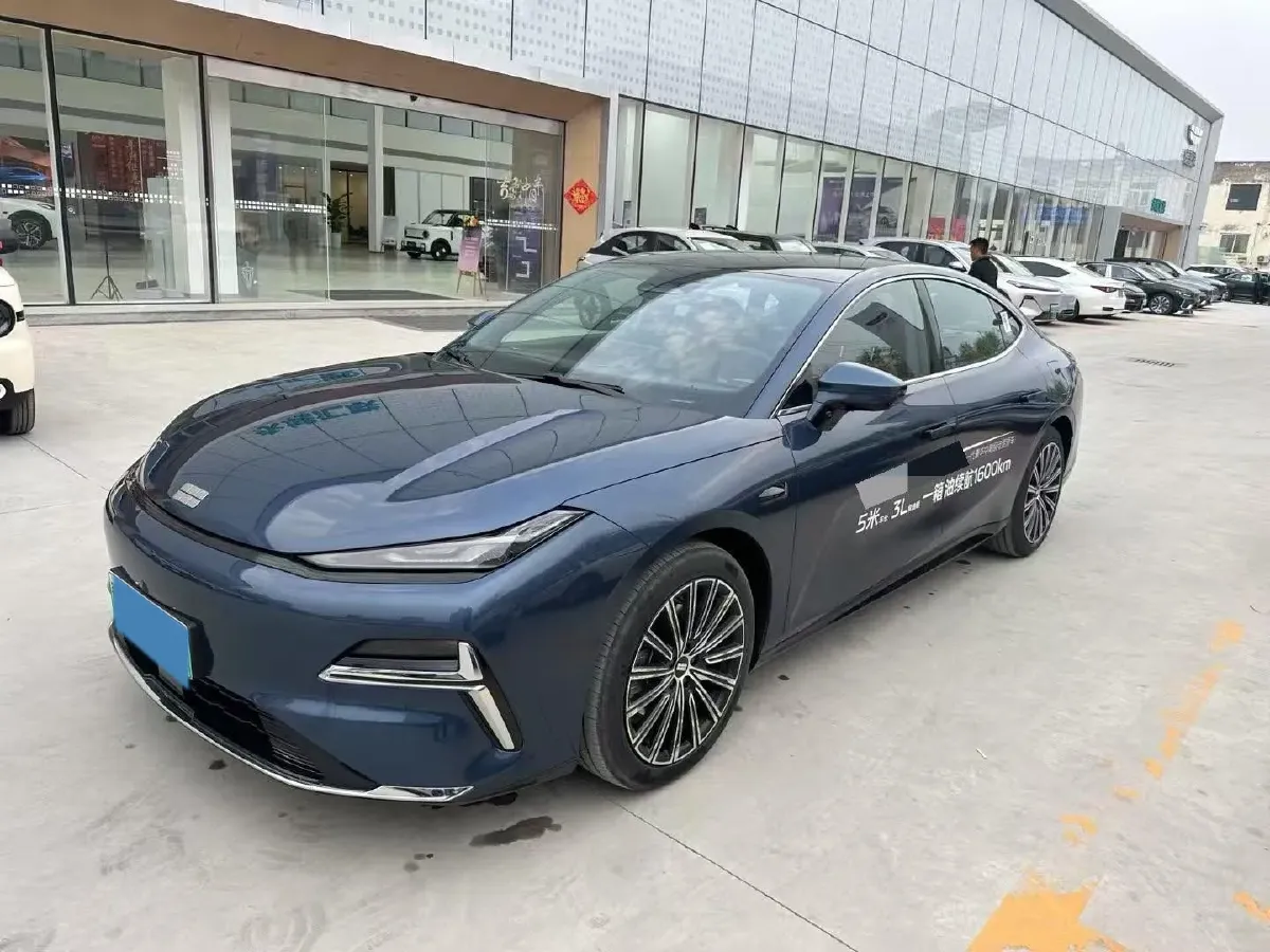 2025 Geely Galaxy Starshine 8 1.5T 163HP L4 3DHT PHEV 18.4KWH,autocango,china used car exporter,china ev exporter,chinese used car exporter,chinese used ev exporter