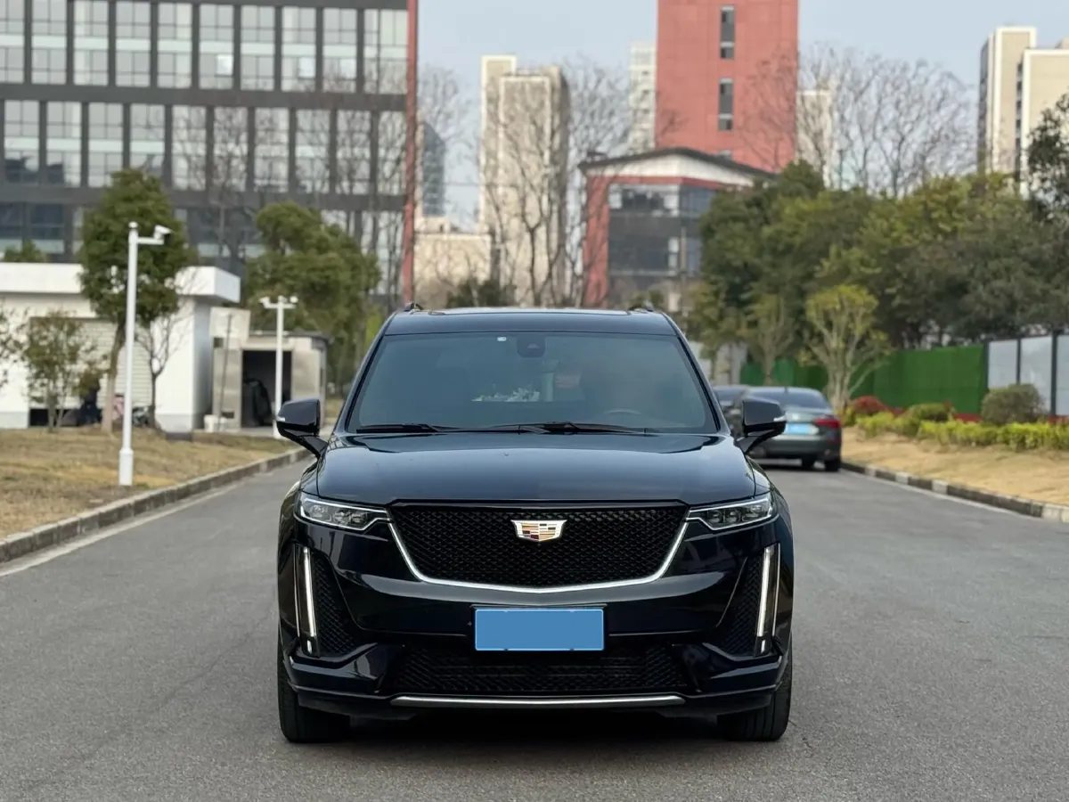 2022 Cadillac XT6 2.0T 237HP L4 9AT,autocango,china used car exporter,china ev exporter,chinese used car exporter,chinese used ev exporter