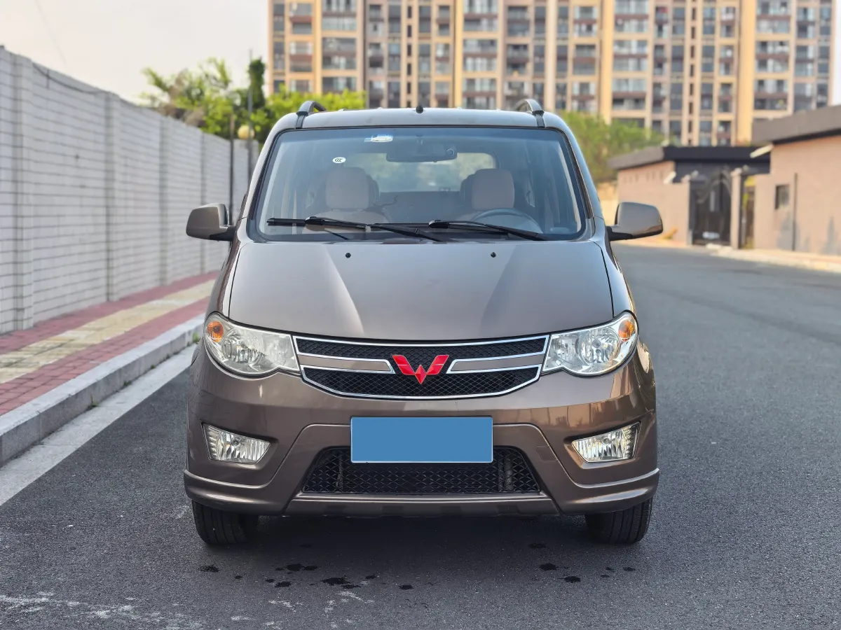 2016 WuLing HongGuang 1.5L 112HP L4 5MT,autocango,china used car exporter,china ev exporter,chinese used car exporter,chinese used ev exporter