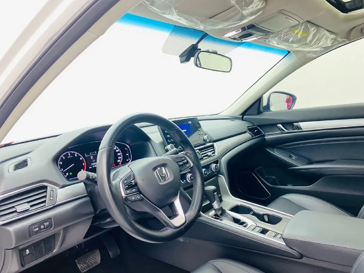 2018 Honda Accord 1.5T 194HP L4 CVT,autocango,china used car exporter,china ev exporter,chinese used car exporter,chinese used ev exporter