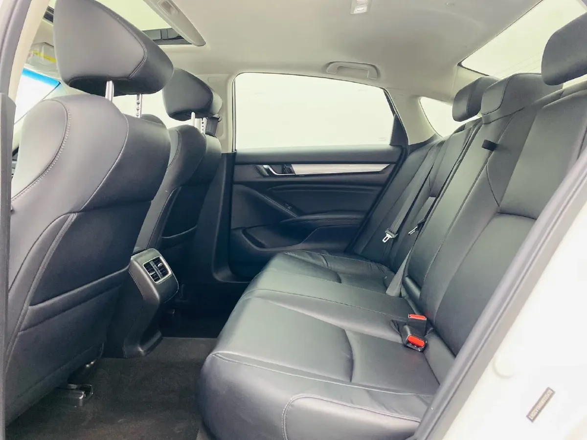 2018 Honda Accord 1.5T 194HP L4 CVT,autocango,china used car exporter,china ev exporter,chinese used car exporter,chinese used ev exporter