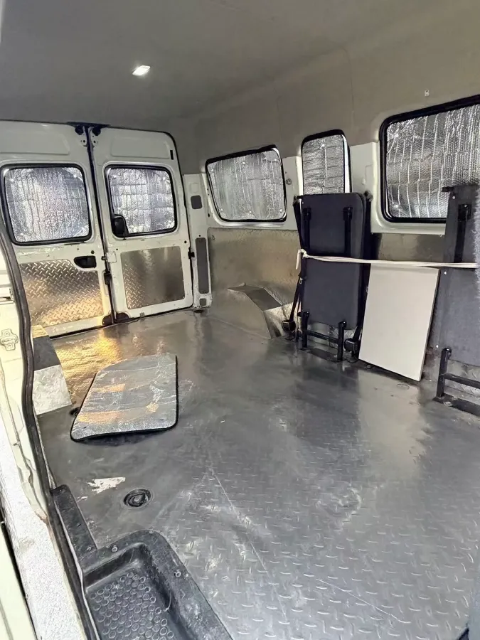 2020 MAXUS XinTu V80 2.5T 136HP L4 6MT,autocango,china used car exporter,china ev exporter,chinese used car exporter,chinese used ev exporter