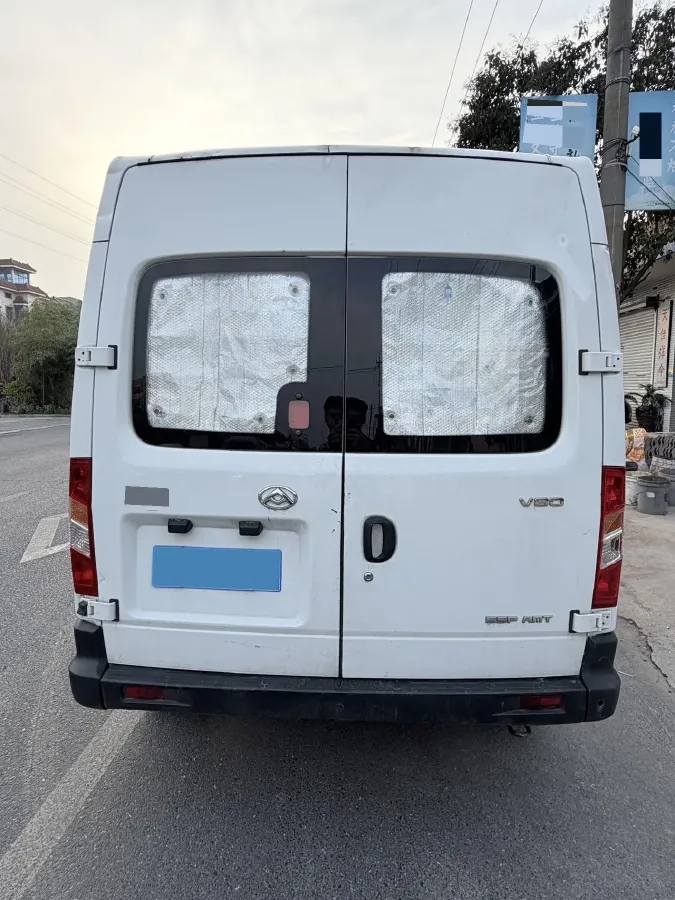 2020 MAXUS XinTu V80 2.5T 136HP L4 6MT,autocango,china used car exporter,china ev exporter,chinese used car exporter,chinese used ev exporter