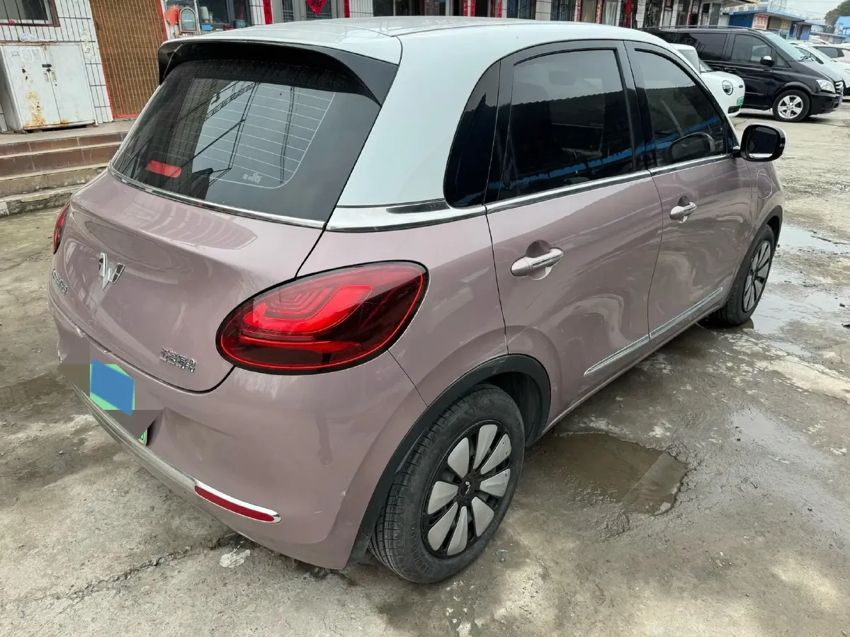 2023 WuLing BinGuo BEV 31.9KWH,autocango,china used car exporter,china ev exporter,chinese used car exporter,chinese used ev exporter