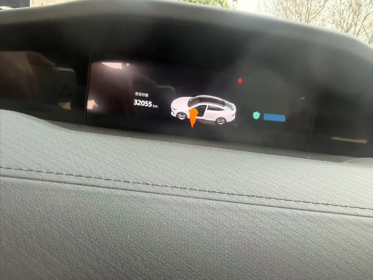 2023 ChangAn UNI-V 1.5T 188HP L4 7DCT,autocango,china used car exporter,china ev exporter,chinese used car exporter,chinese used ev exporter