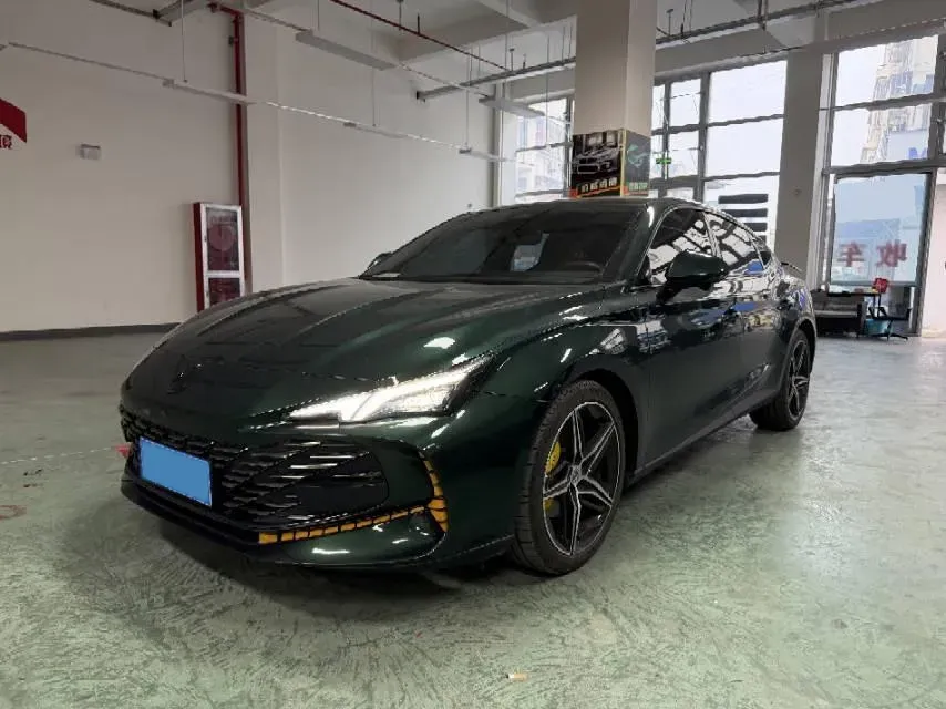 2023 MG 7 2.0T 261HP L4 9AT,autocango,china used car exporter,china ev exporter,chinese used car exporter,chinese used ev exporter