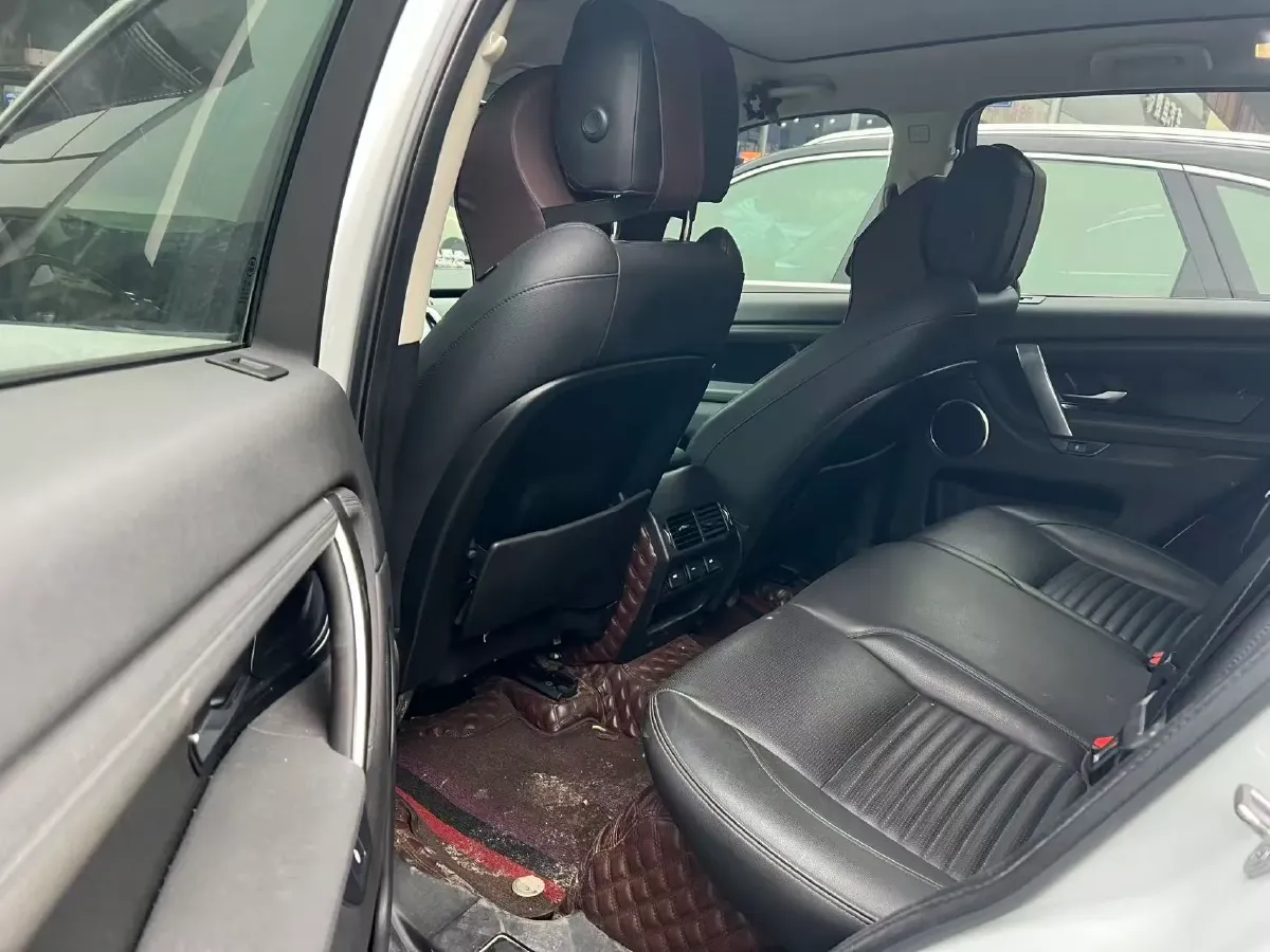 2020 Land Rover Discovery Sport 2.0T 200HP L4 9AT,autocango,china used car exporter,china ev exporter,chinese used car exporter,chinese used ev exporter