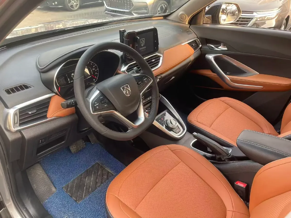 2017 HaiMa S5 Young Edition 1.6L 122HP L4 5MT,autocango,china used car exporter,china ev exporter,chinese used car exporter,chinese used ev exporter