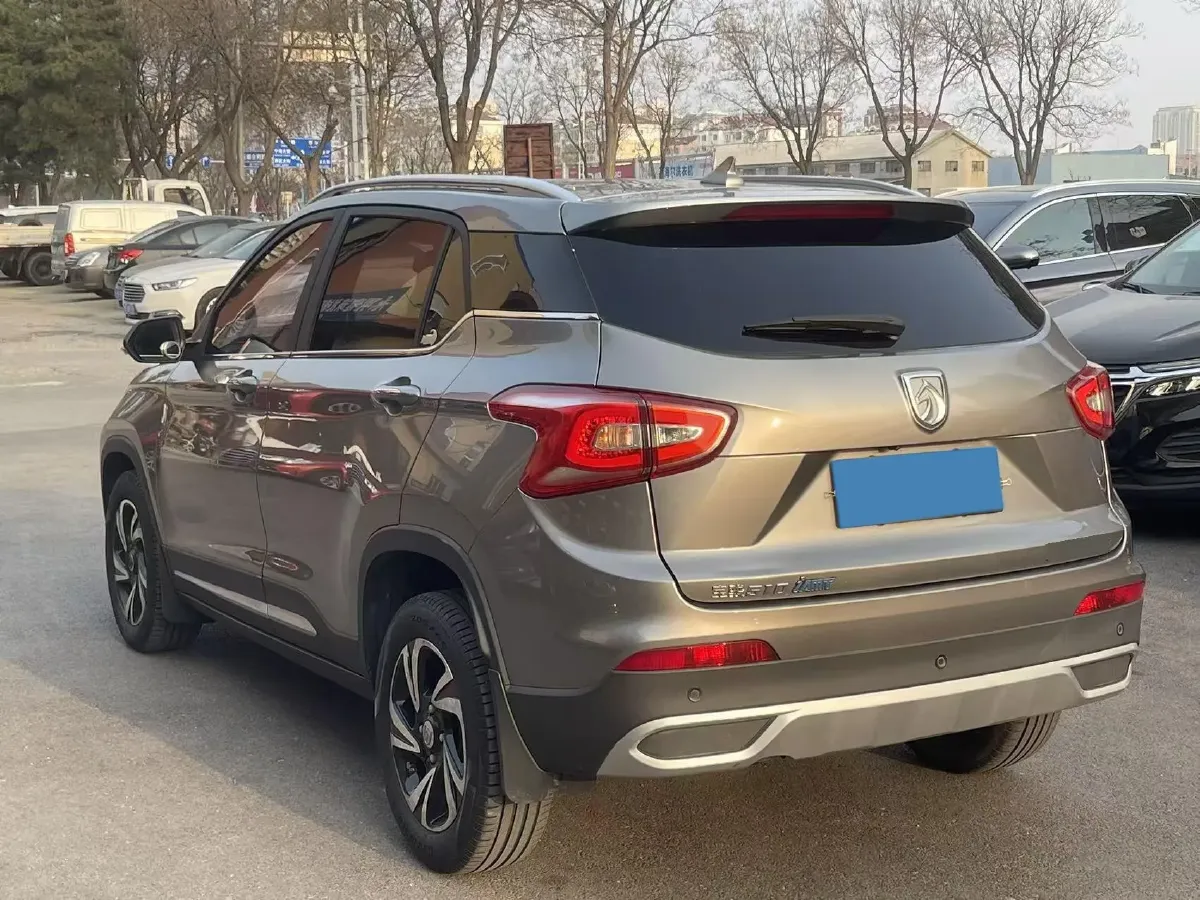 2017 HaiMa S5 Young Edition 1.6L 122HP L4 5MT,autocango,china used car exporter,china ev exporter,chinese used car exporter,chinese used ev exporter
