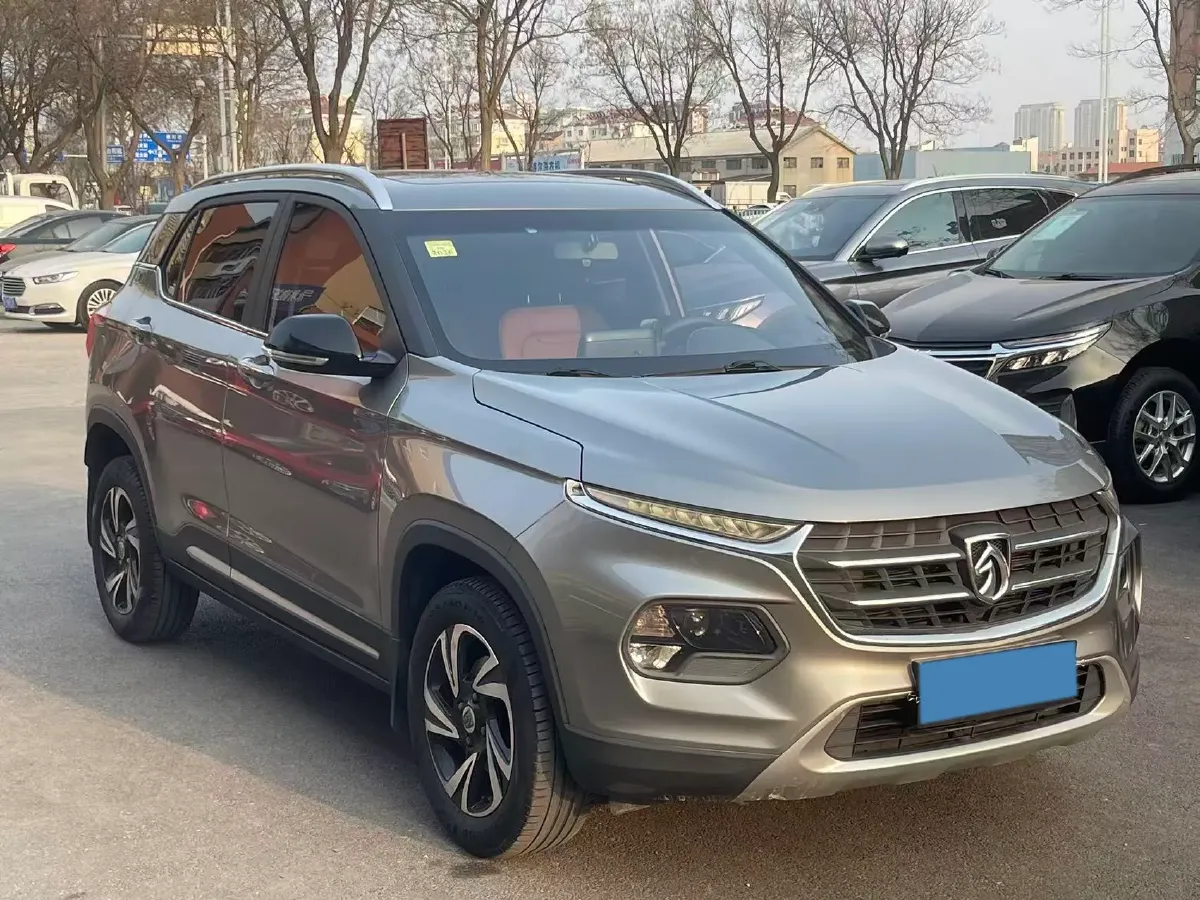 2017 HaiMa S5 Young Edition 1.6L 122HP L4 5MT,autocango,china used car exporter,china ev exporter,chinese used car exporter,chinese used ev exporter