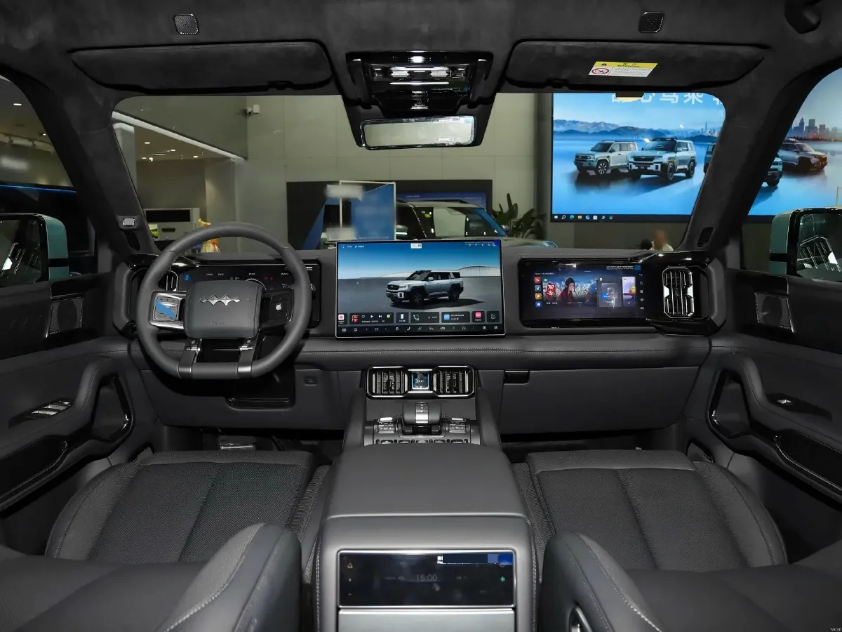 2025 FangChengBao Bao 8 2.0T 245HP L4 E-CVT PHEV,autocango,china used car exporter,china ev exporter,chinese used car exporter,chinese used ev exporter