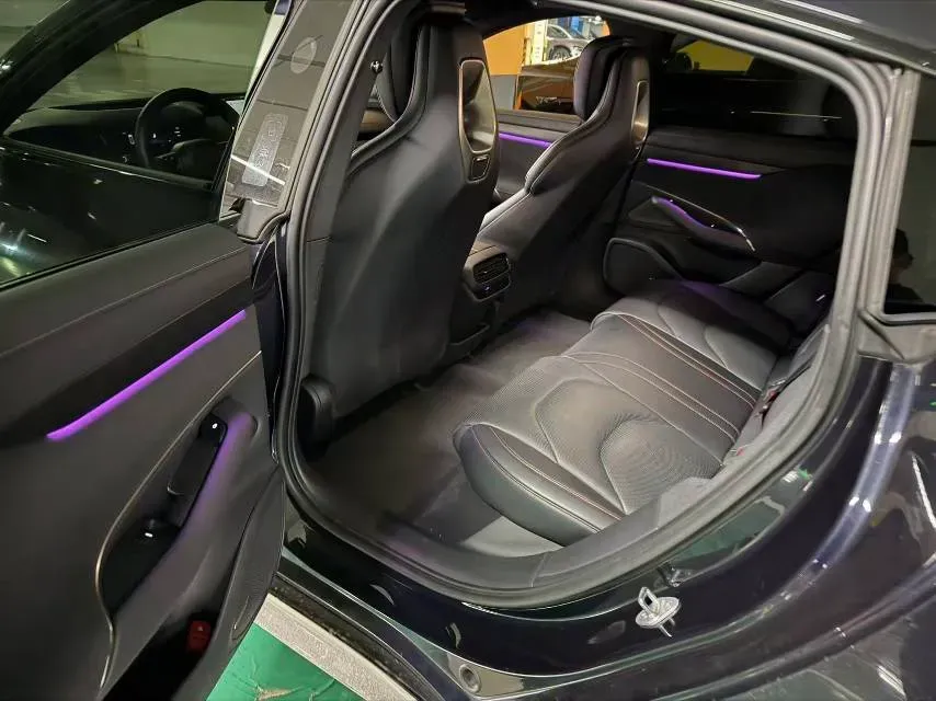 2024 MI SU7 BEV 101KWH,autocango,china used car exporter,china ev exporter,chinese used car exporter,chinese used ev exporter