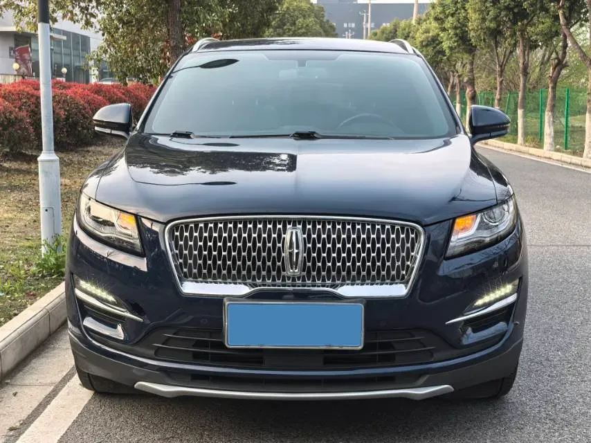 2019 Lincoln MKC 2.0T 203HP L4 6AT,autocango,china used car exporter,china ev exporter,chinese used car exporter,chinese used ev exporter