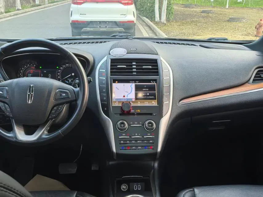 2019 Lincoln MKC 2.0T 203HP L4 6AT,autocango,china used car exporter,china ev exporter,chinese used car exporter,chinese used ev exporter