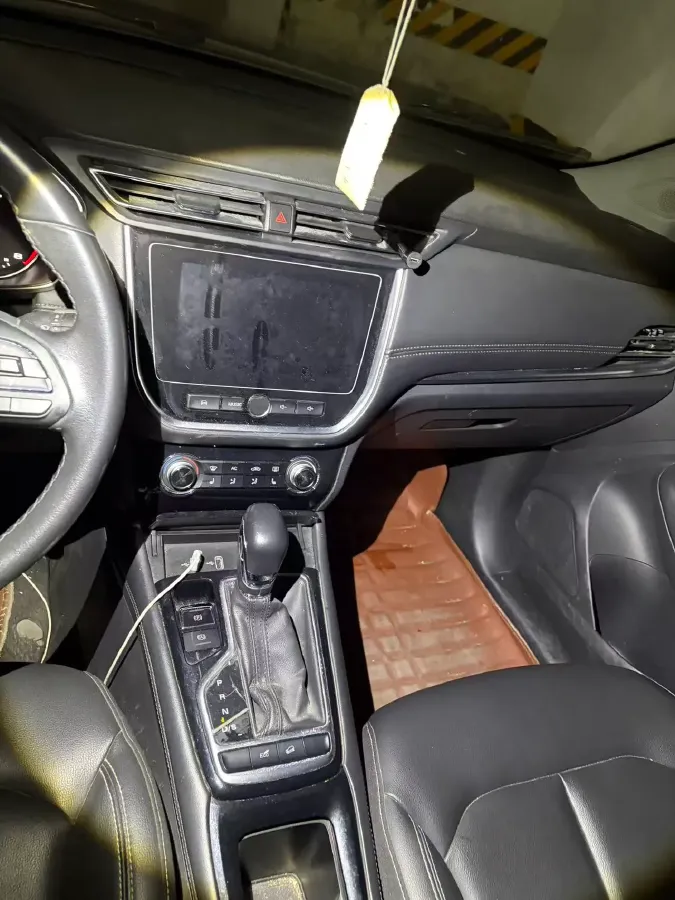 2018 HuangHai N3 2.4T 218HP L4 6AT,autocango,china used car exporter,china ev exporter,chinese used car exporter,chinese used ev exporter