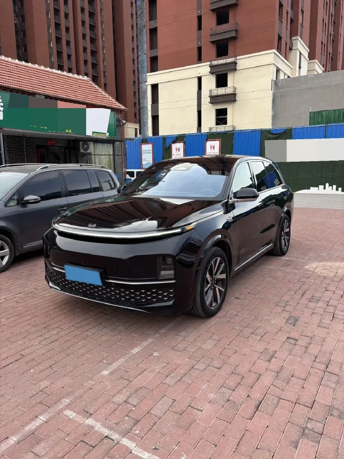 2023 Li L8 Range Extended 154HP REEV 40.9KWH,autocango,china used car exporter,china ev exporter,chinese used car exporter,chinese used ev exporter