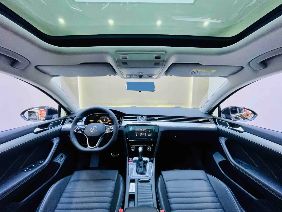 2023 Volkswagen Magotan 1.4T 150HP L4 7DCT,autocango,china used car exporter,china ev exporter,chinese used car exporter,chinese used ev exporter