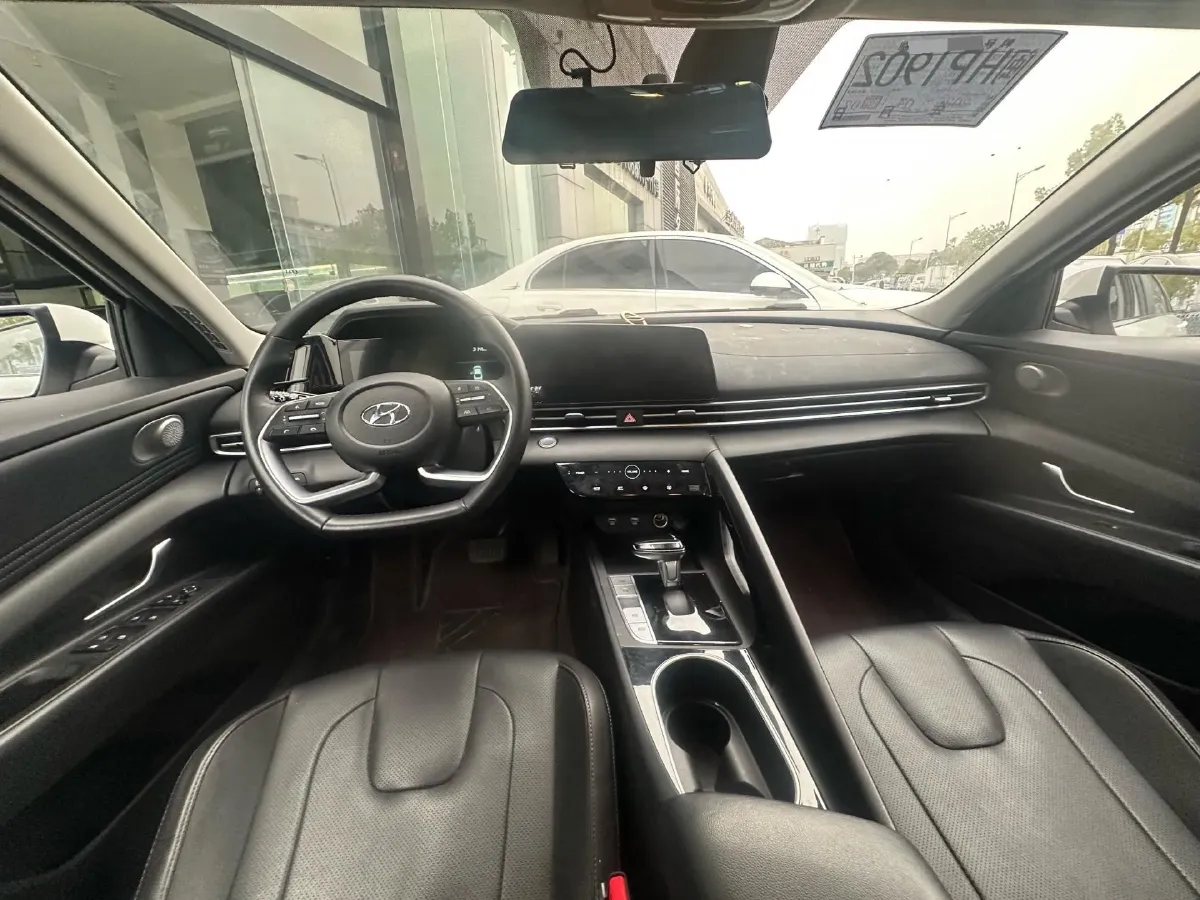 2022 Hyundai Elantra 1.5L 115HP L4 CVT,autocango,china used car exporter,china ev exporter,chinese used car exporter,chinese used ev exporter