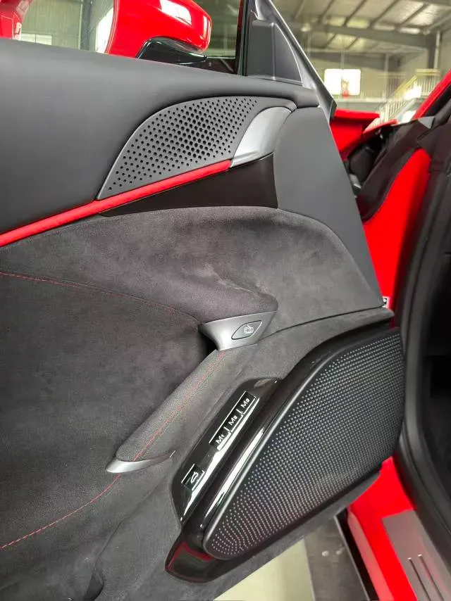 2020 Ferrari Roma 3.9T 620HP V8 8DCT,autocango,china used car exporter,china ev exporter,chinese used car exporter,chinese used ev exporter