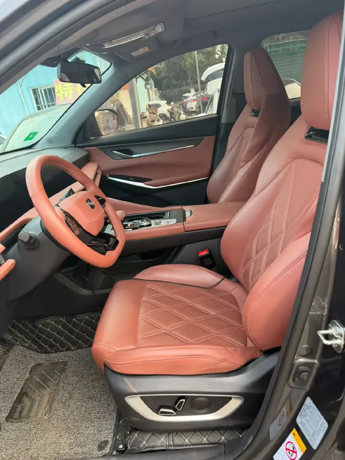 2023 ChangAn CS75 Plus 1.5T 188HP L4 8AT,autocango,china used car exporter,china ev exporter,chinese used car exporter,chinese used ev exporter