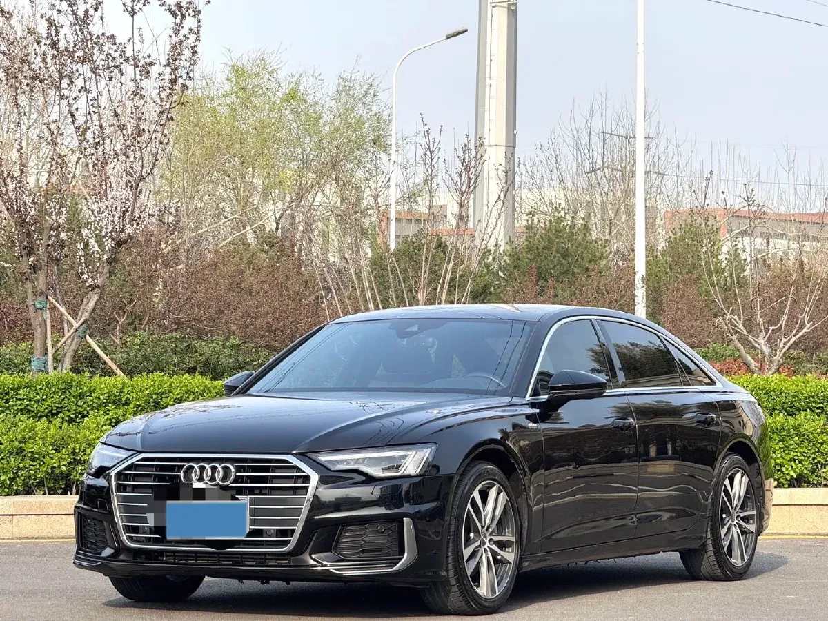 2020 Audi A6L 2.0T 190HP L4 7DCT,autocango,china used car exporter,china ev exporter,chinese used car exporter,chinese used ev exporter
