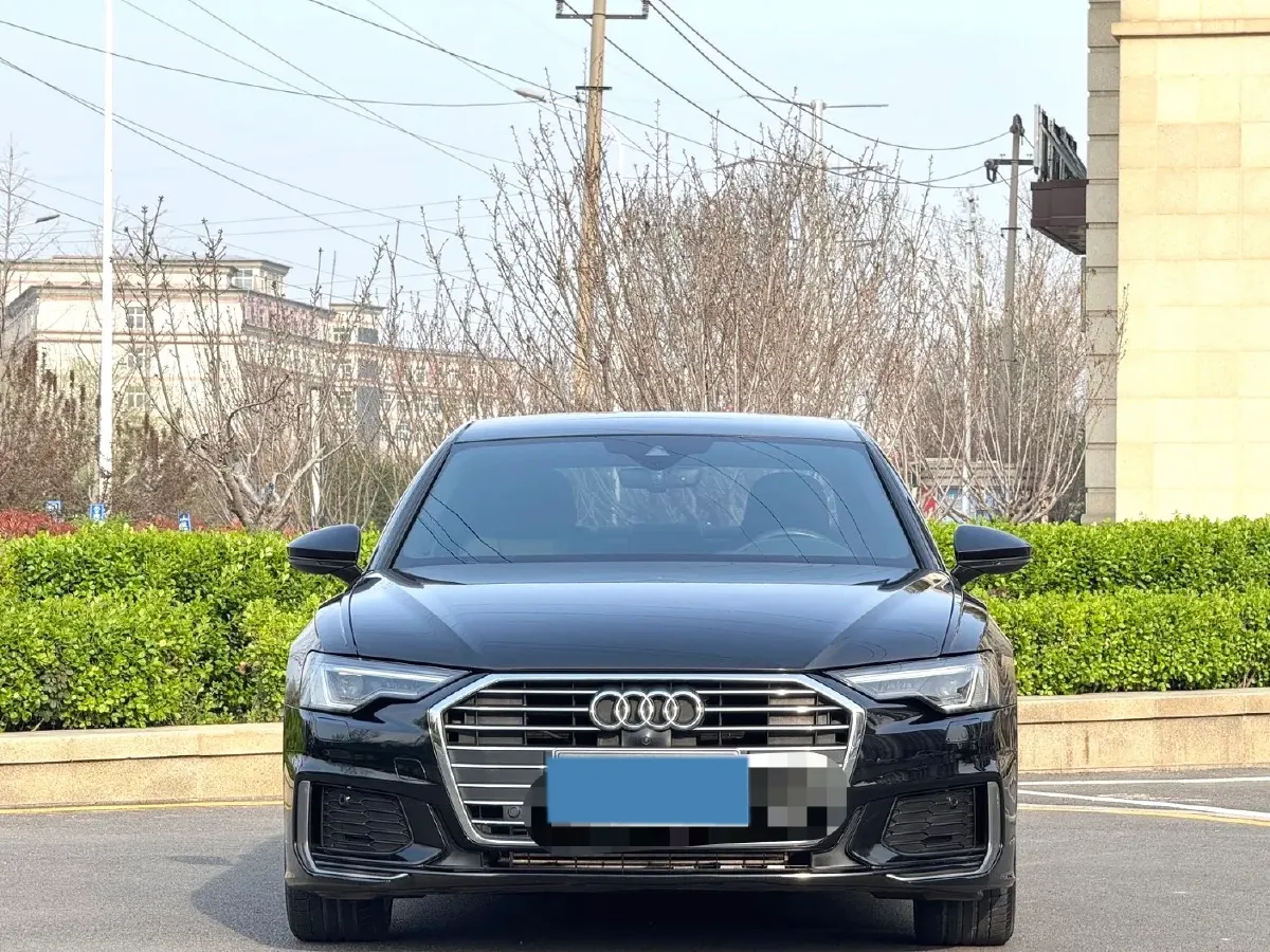 2020 Audi A6L 2.0T 190HP L4 7DCT,autocango,china used car exporter,china ev exporter,chinese used car exporter,chinese used ev exporter