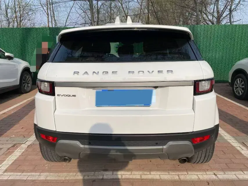 2018 Land Rover Range Rover Evoque 2.0T 241HP L4 9AT,autocango,china used car exporter,china ev exporter,chinese used car exporter,chinese used ev exporter