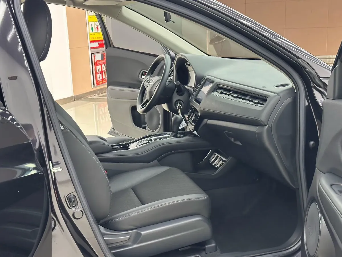 2022 Honda Vezel 1.5L 131HP L4 CVT,autocango,china used car exporter,china ev exporter,chinese used car exporter,chinese used ev exporter