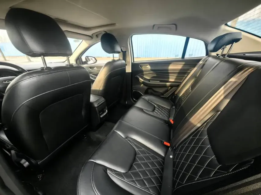 2019 Chery Arrizo 5 1.5L 116HP L4 CVT,autocango,china used car exporter,china ev exporter,chinese used car exporter,chinese used ev exporter