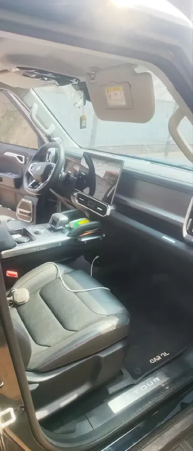 2024 Jetour Traveller 2.0T 254HP L4 7DCT,autocango,china used car exporter,china ev exporter,chinese used car exporter,chinese used ev exporter