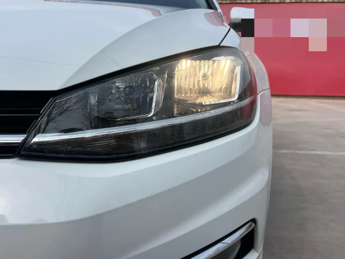 2018 Volkswagen Golf 1.6L 110HP L4 6AT,autocango,china used car exporter,china ev exporter,chinese used car exporter,chinese used ev exporter