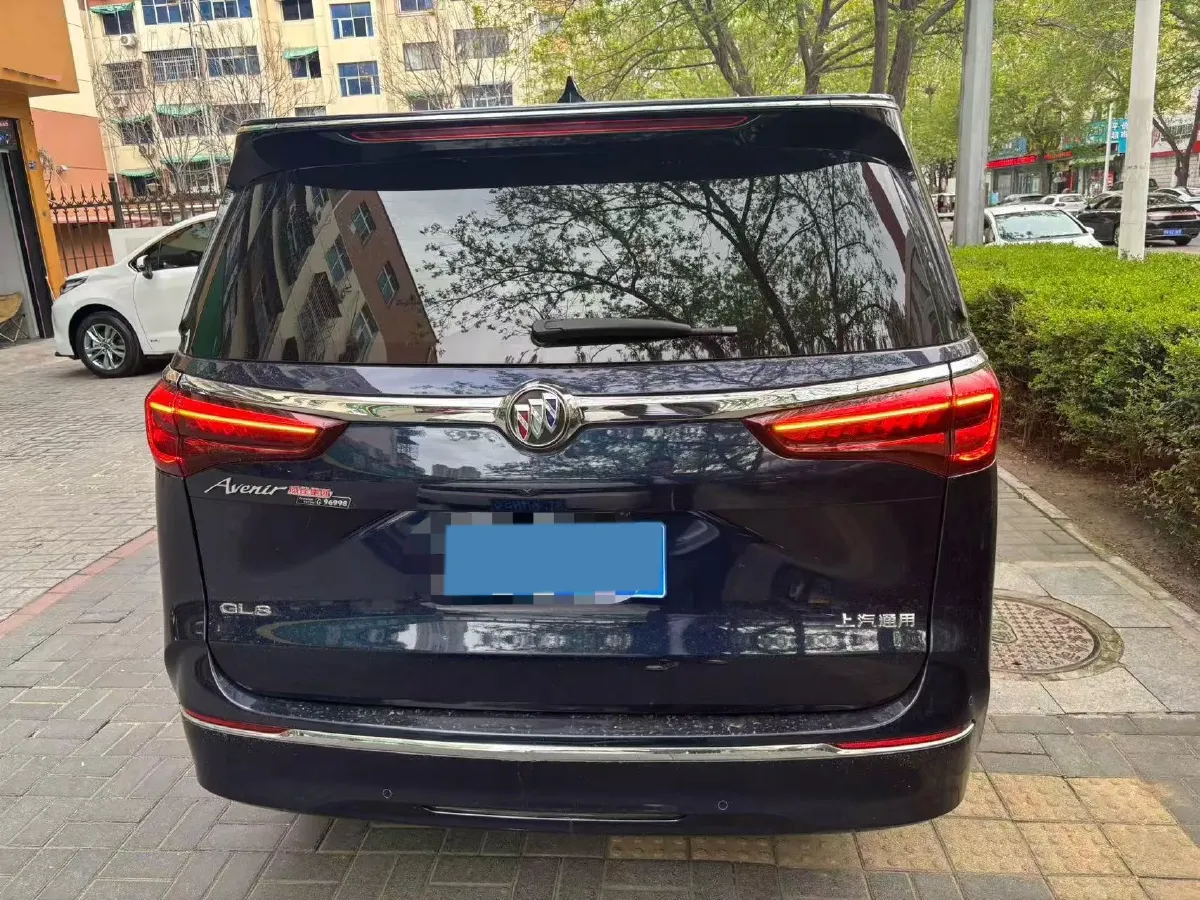 2020 Buick GL8 2.0T 237HP L4 9AT,autocango,china used car exporter,china ev exporter,chinese used car exporter,chinese used ev exporter