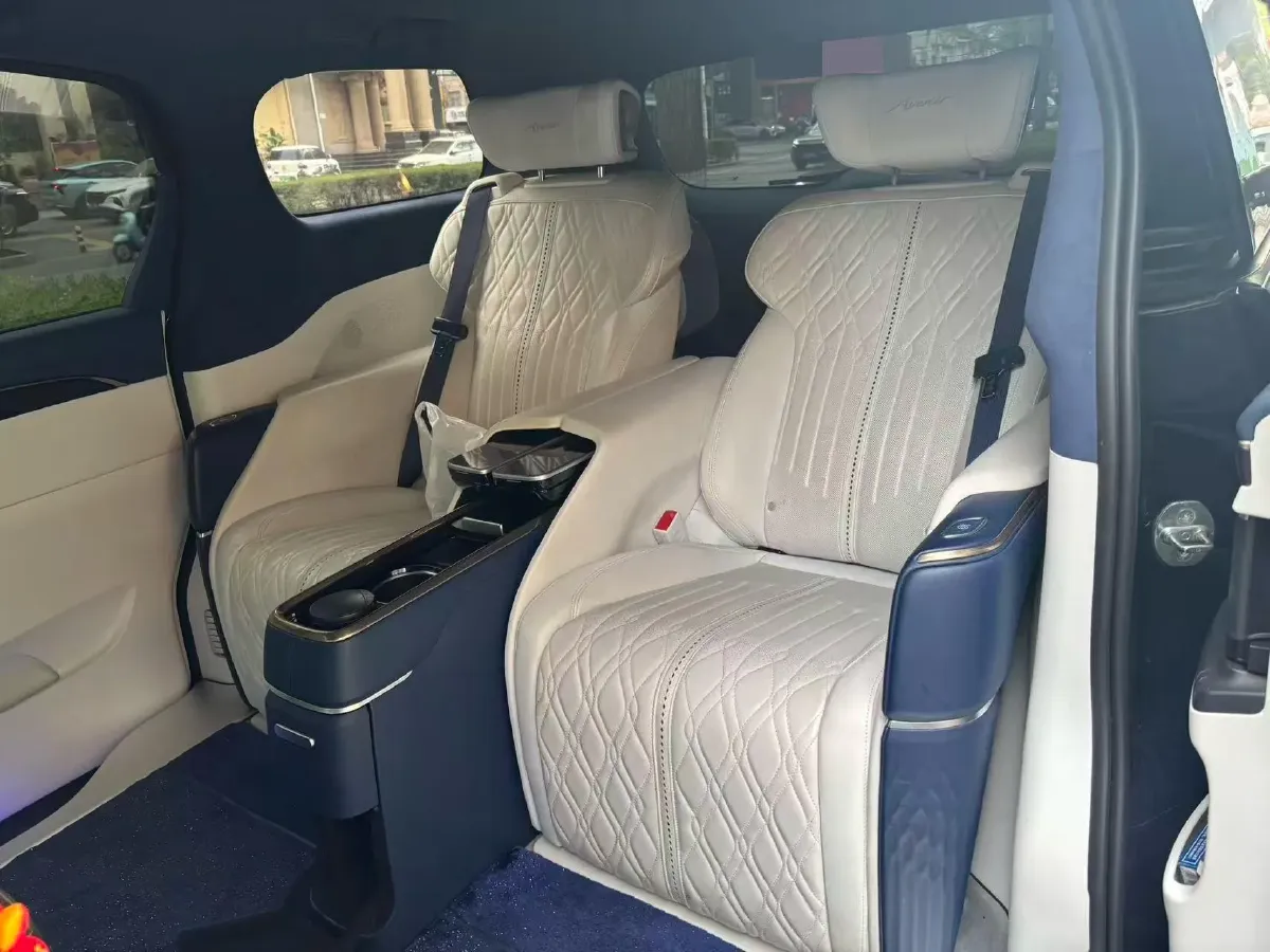 2020 Buick GL8 2.0T 237HP L4 9AT,autocango,china used car exporter,china ev exporter,chinese used car exporter,chinese used ev exporter