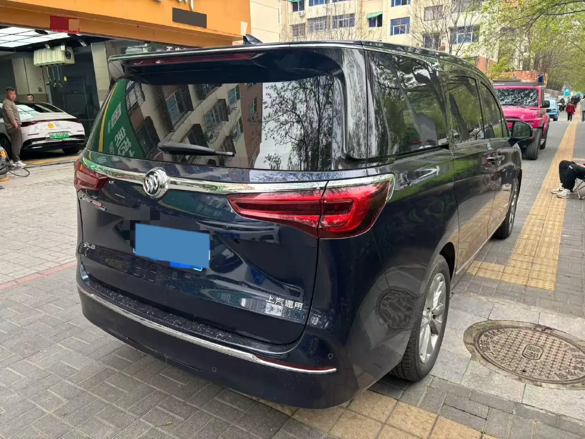 2020 Buick GL8 2.0T 237HP L4 9AT,autocango,china used car exporter,china ev exporter,chinese used car exporter,chinese used ev exporter