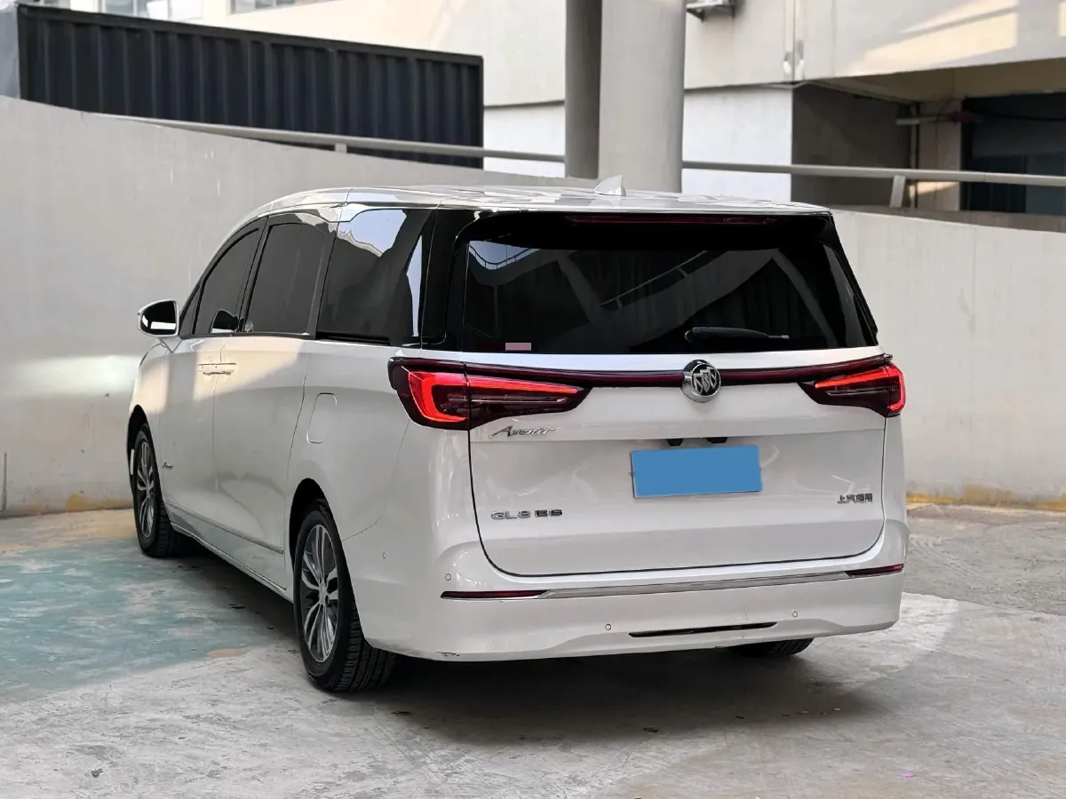 2021 Buick GL8 2.0T 237HP L4 9AT,autocango,china used car exporter,china ev exporter,chinese used car exporter,chinese used ev exporter